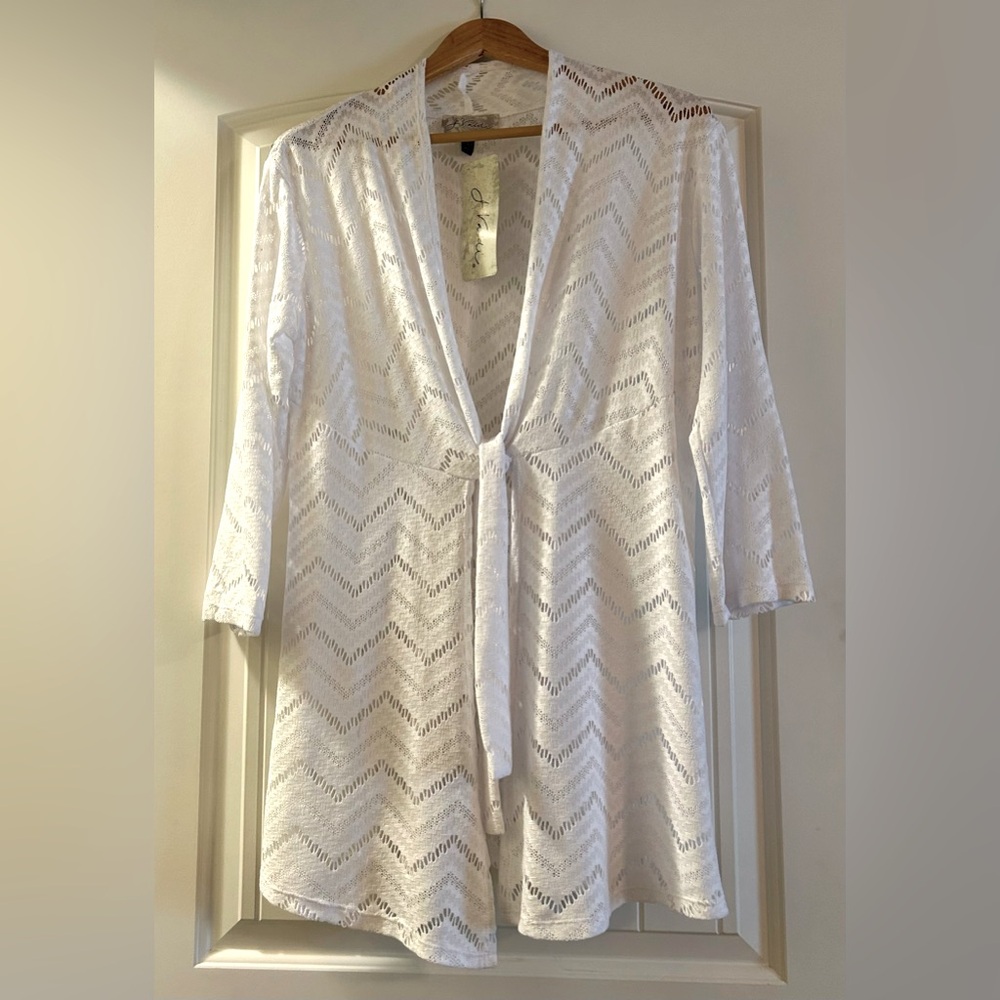 J. Valdi Swimsuit Coverup.  Size Medium.  NWT.